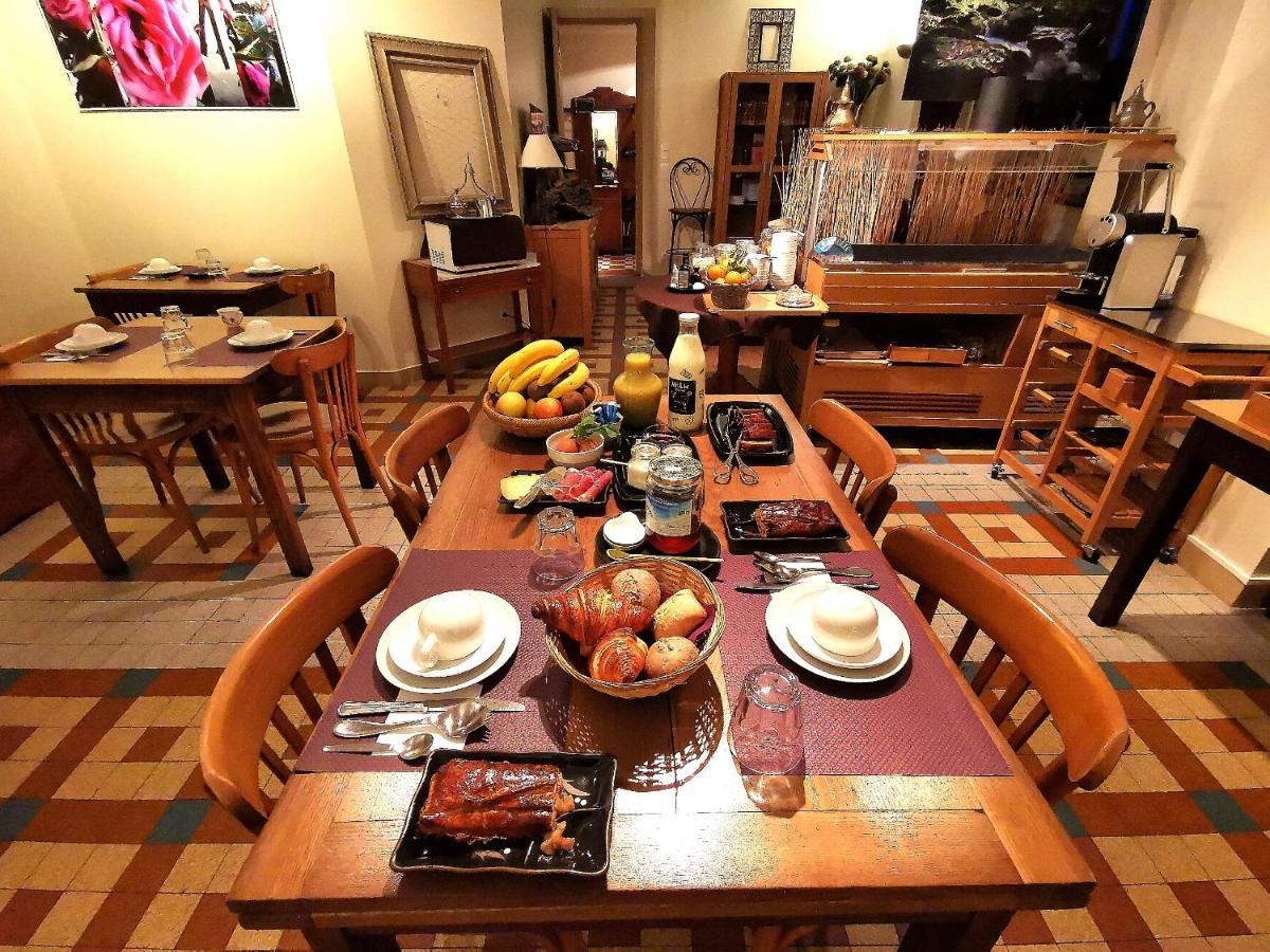 Logis Hotel Restaurant La Barguillere Saint-Pierre-de-Riviere Bagian luar foto
