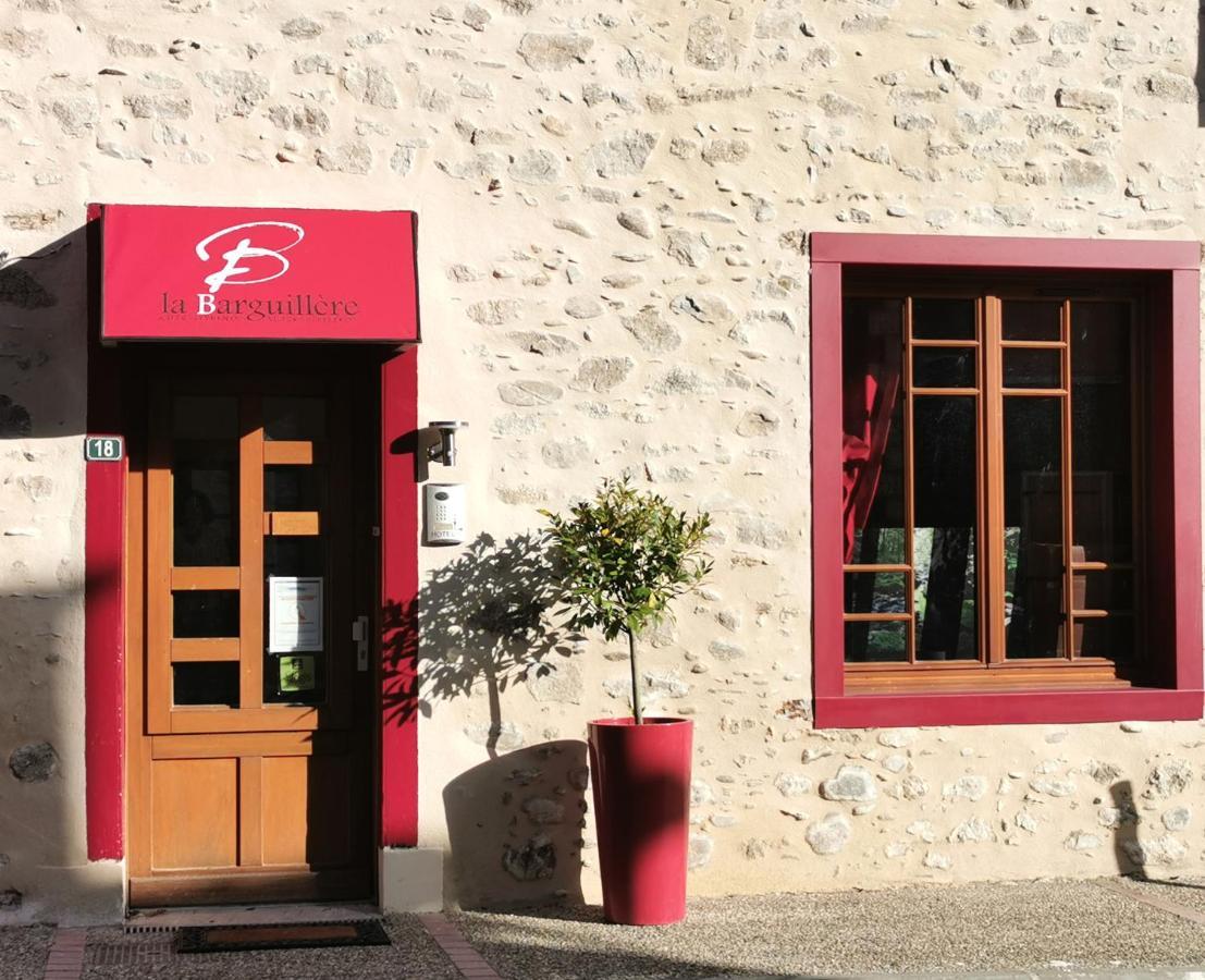 Logis Hotel Restaurant La Barguillere Saint-Pierre-de-Riviere Bagian luar foto