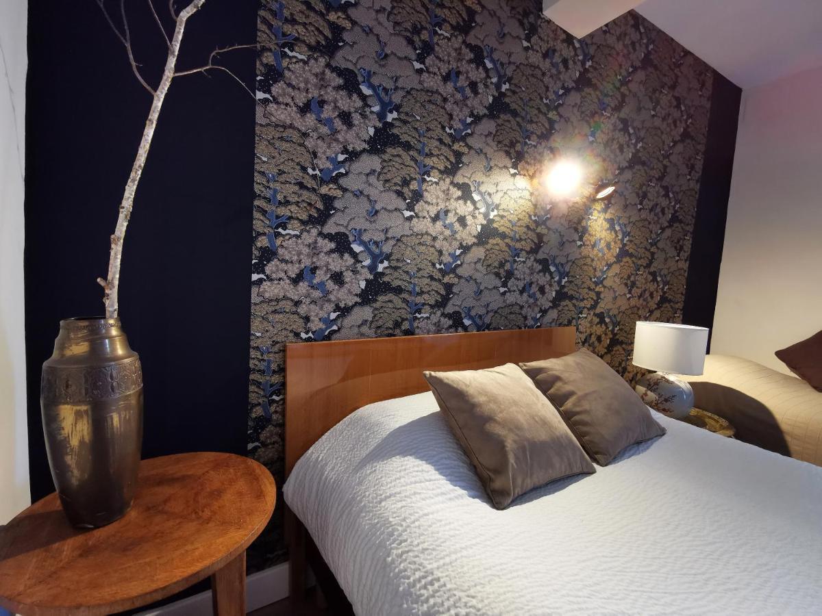 Logis Hotel Restaurant La Barguillere Saint-Pierre-de-Riviere Bagian luar foto