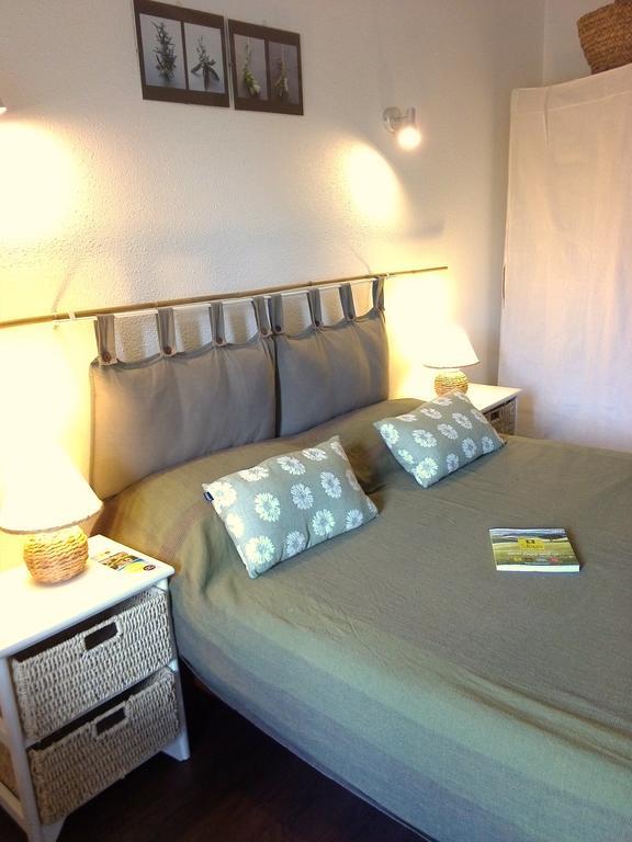 Logis Hotel Restaurant La Barguillere Saint-Pierre-de-Riviere Bagian luar foto
